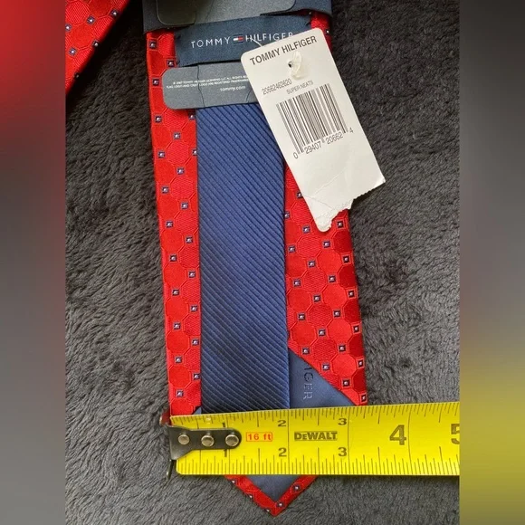 Tommy Hilfiger Silk Tie - Picture 4 of 4